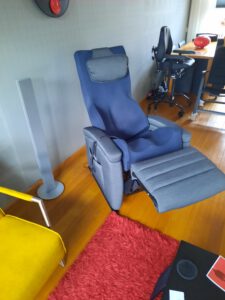 medipoint afas stoel, niet bekleed, proef zitten, funs lemmens marfan syndroom